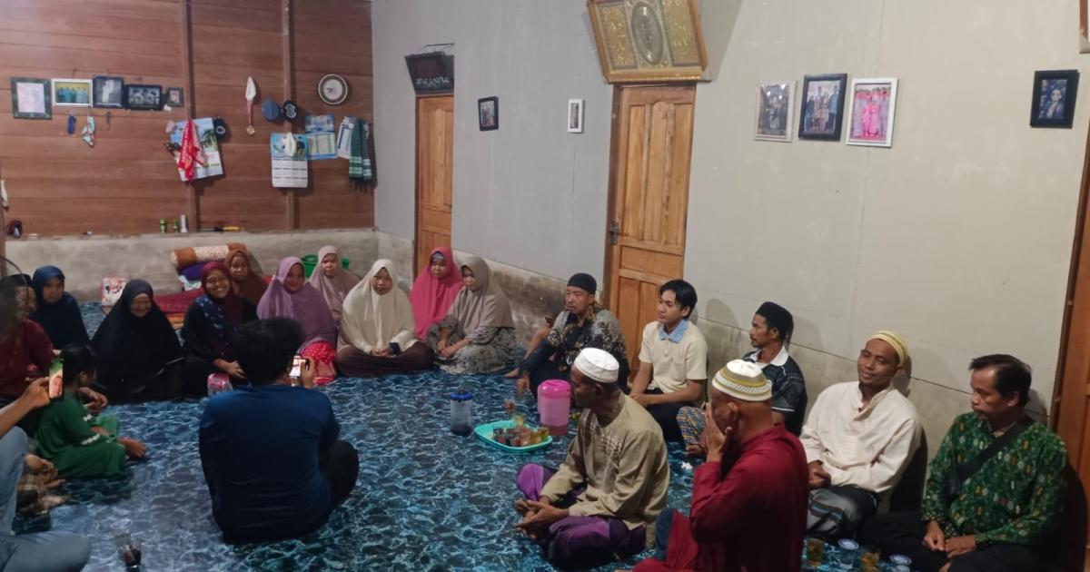 Puluhan warga menolak pendirian PKS