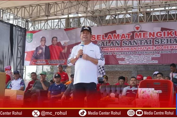 Wabup Syafaruddin Poti Hadiri Kegiatan Jalan Santai di Kecamatan Kepenuhan Dalam Rangka Semarak Kemardekaan RI-80